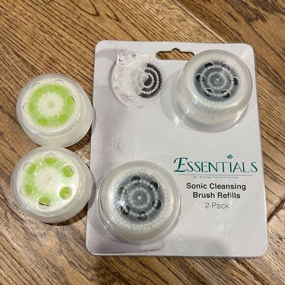 Clarisonic Sonic Cleansing Brush Refills X 4 off Brand - Picture 1 of 3